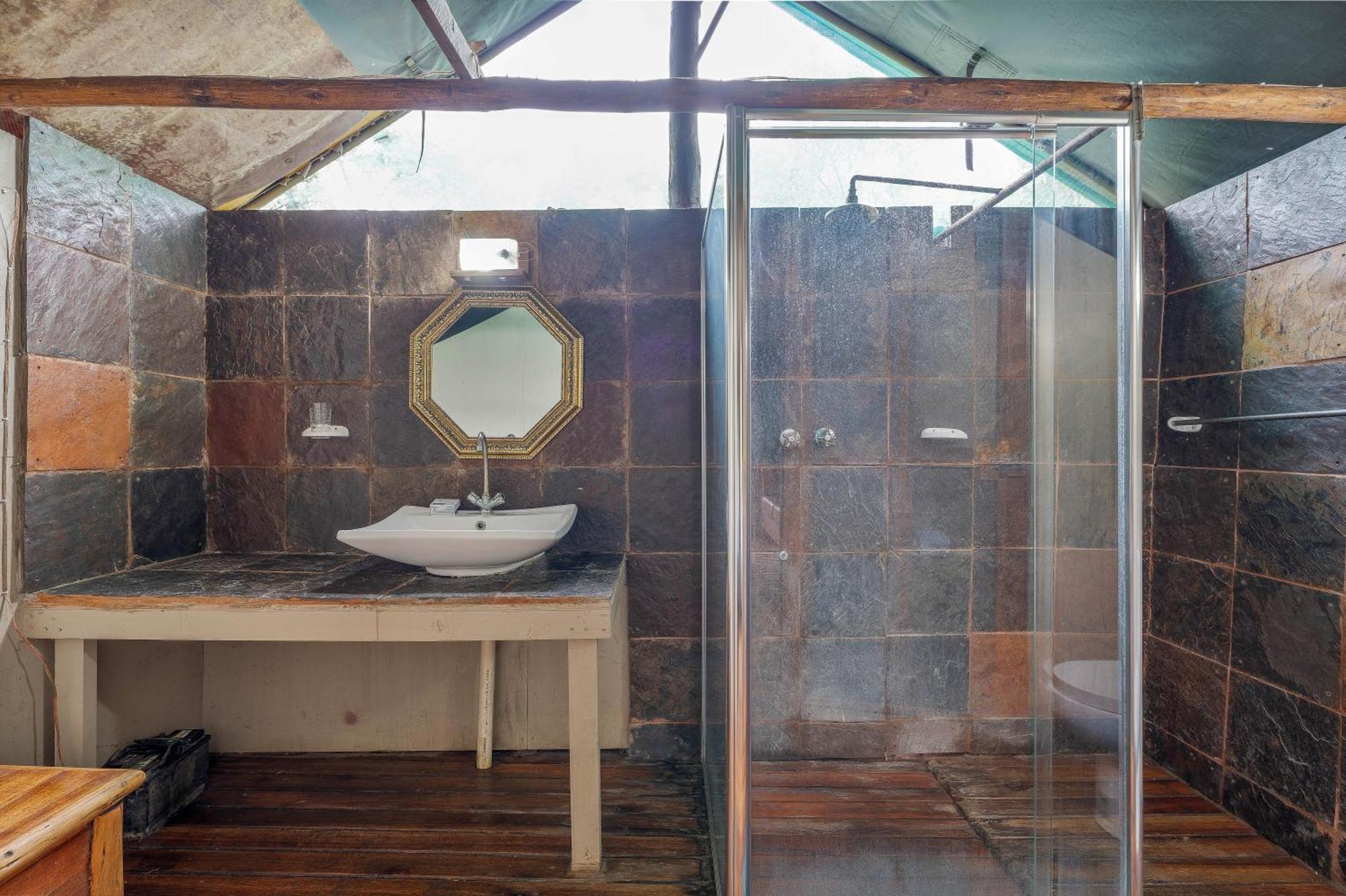 Ndzhaka Tented Camp Manyeleti Game Reserve Habitación foto
